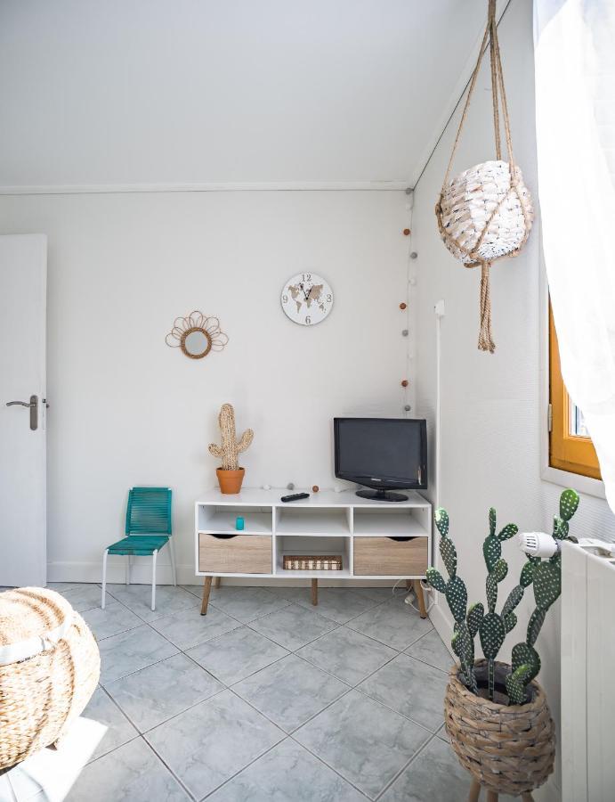 Ferienwohnung Sun House - Terrasse Parking Prive Gratuit Troyes Exterior foto